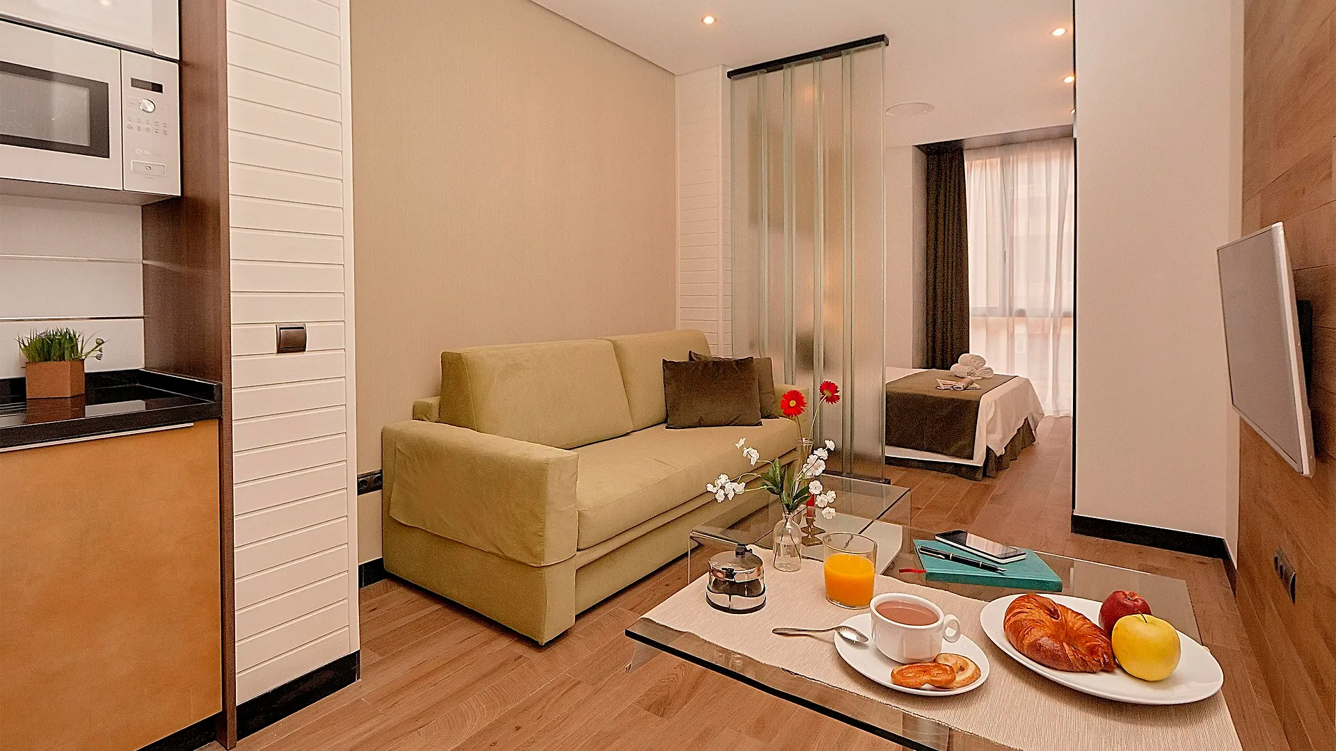 Apartamentos Suites Oficentro Deluxe Màlaga 0*,  Španělsko