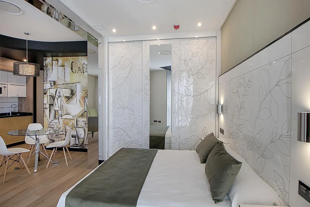 Apartmán Apartamentos Suites Oficentro Deluxe Màlaga